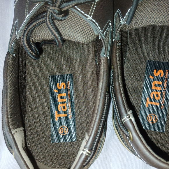 Tan Boat Shoes with Moccasin Stitching and Flat Sole NWOT - Picture 3 of 11